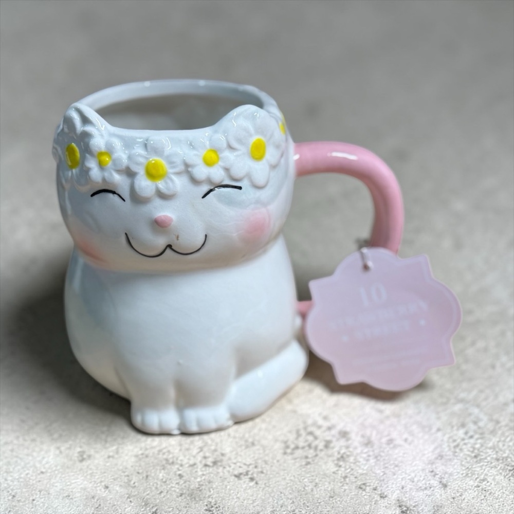 10 Strawberry Street White Cat Figural Mug Pink Handle Hanging Tag